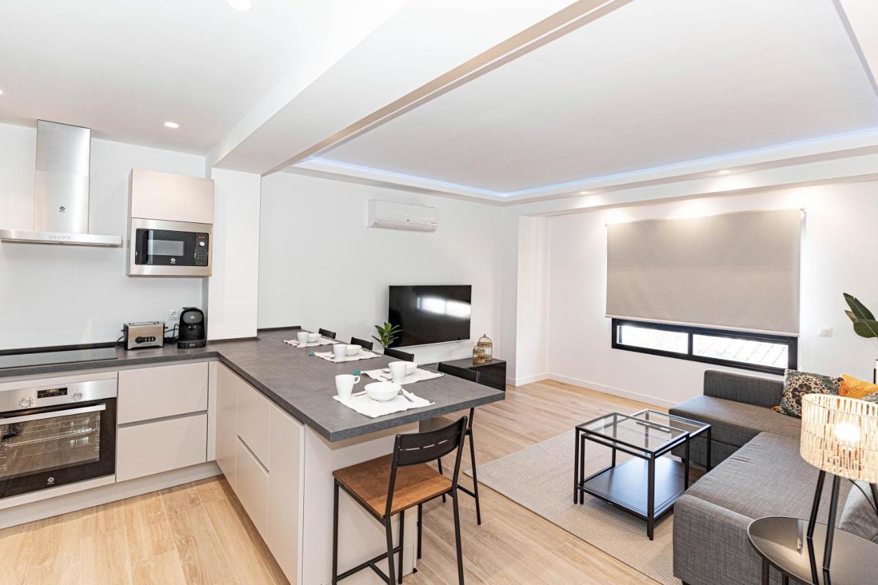 Acogedor Apartamento En Estepona Centro By Rent Me المظهر الخارجي الصورة