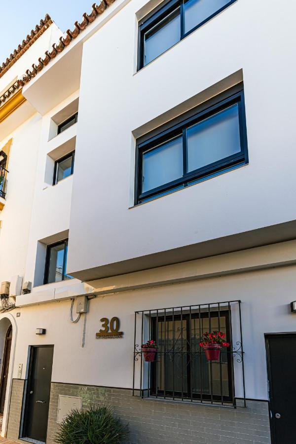 Acogedor Apartamento En Estepona Centro By Rent Me المظهر الخارجي الصورة