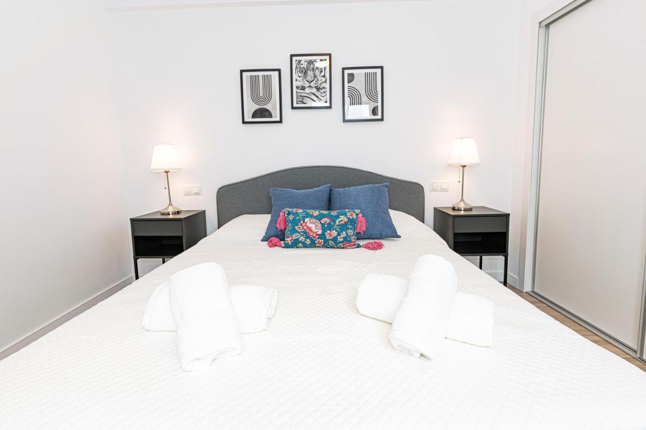 Acogedor Apartamento En Estepona Centro By Rent Me المظهر الخارجي الصورة